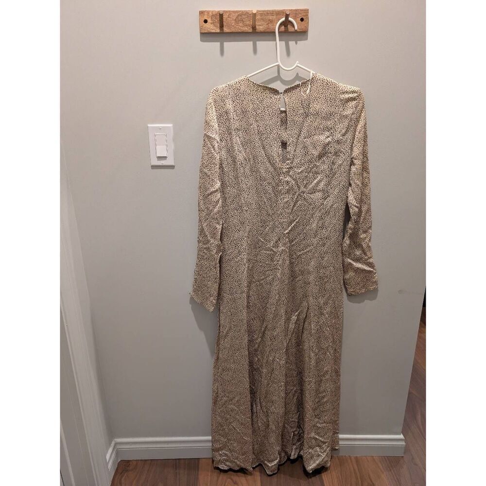 NWT Zara Ecru Black Dot Printed Midi Dress Size Medium Quiet Luxury Blogger Fave - Picture 4 of 7